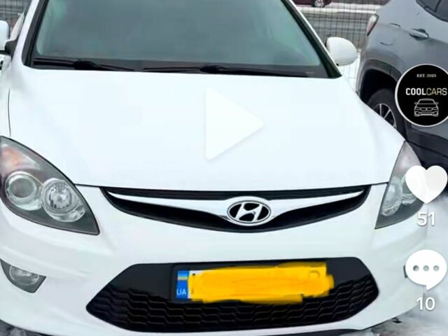Белый Хендай i30, объемом двигателя 1.6 л и пробегом 140 тыс. км за 8000 $, фото 1 на Automoto.ua