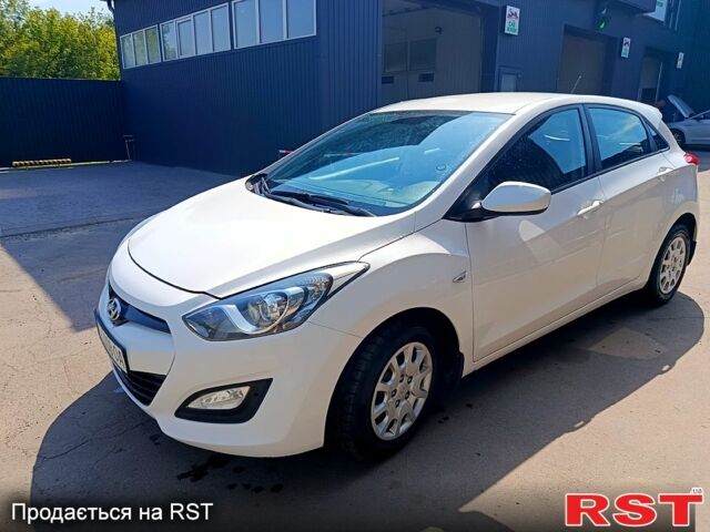 Білий Хендай i30, об'ємом двигуна 1.4 л та пробігом 91 тис. км за 8600 $, фото 1 на Automoto.ua