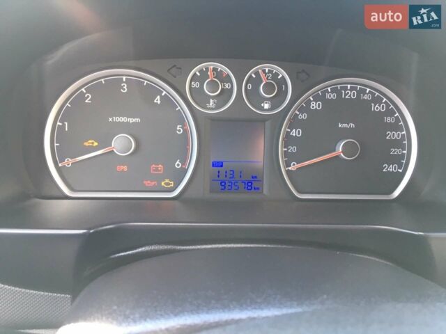 Белый Хендай i30, объемом двигателя 1.6 л и пробегом 156 тыс. км за 7300 $, фото 1 на Automoto.ua