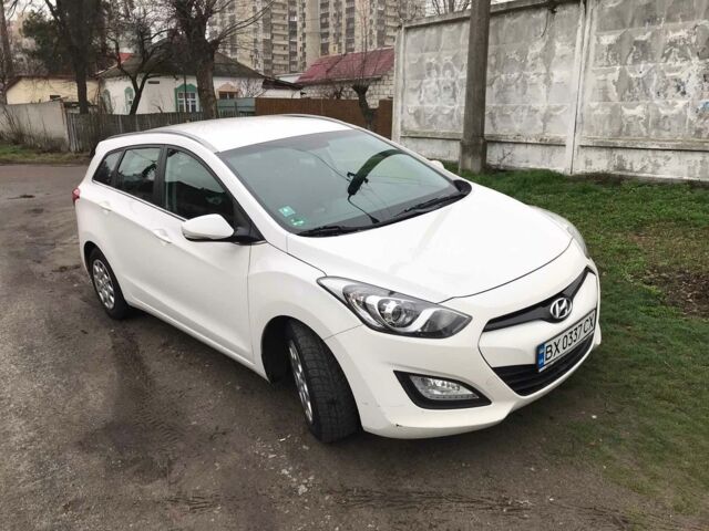 Белый Хендай i30, объемом двигателя 1.6 л и пробегом 173 тыс. км за 8600 $, фото 1 на Automoto.ua