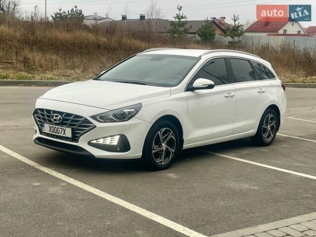 Білий Хендай i30, об'ємом двигуна 1.5 л та пробігом 74 тис. км за 14999 $, фото 1 на Automoto.ua