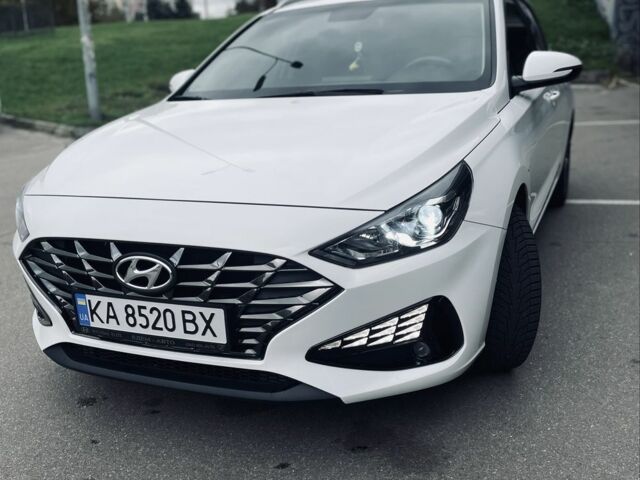 Білий Хендай i30, об'ємом двигуна 1.5 л та пробігом 43 тис. км за 19000 $, фото 1 на Automoto.ua
