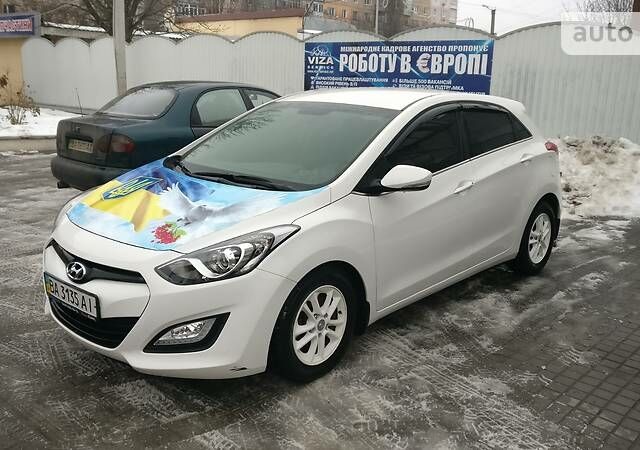 Білий Хендай i30, об'ємом двигуна 1.6 л та пробігом 96 тис. км за 12500 $, фото 1 на Automoto.ua