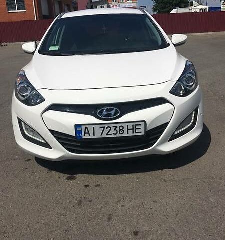 Білий Хендай i30, об'ємом двигуна 1.6 л та пробігом 121 тис. км за 11500 $, фото 1 на Automoto.ua