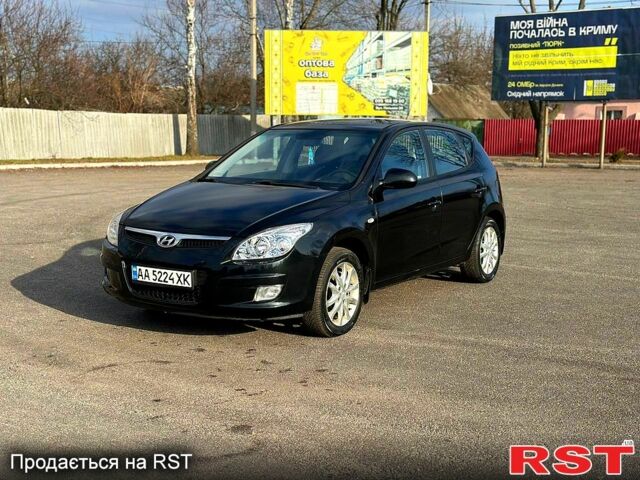 Чорний Хендай i30, об'ємом двигуна 1.6 л та пробігом 220 тис. км за 5300 $, фото 1 на Automoto.ua