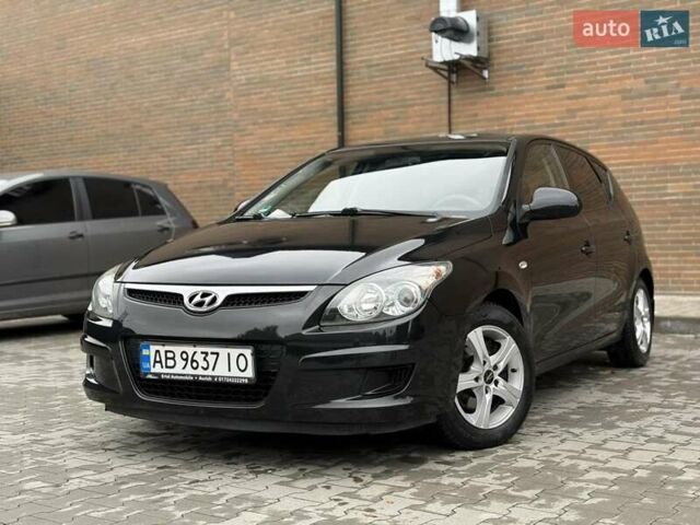 Черный Хендай i30, объемом двигателя 1.4 л и пробегом 180 тыс. км за 4990 $, фото 1 на Automoto.ua