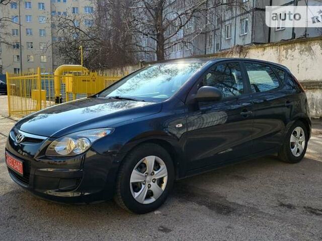 Чорний Хендай i30, об'ємом двигуна 1.6 л та пробігом 163 тис. км за 5999 $, фото 1 на Automoto.ua