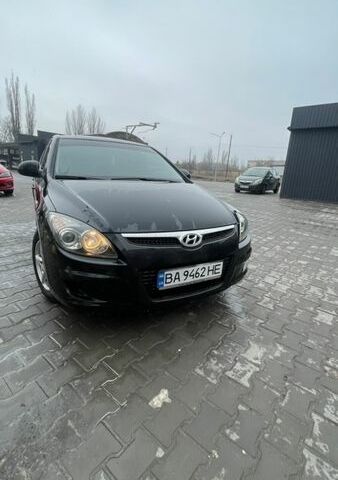 Черный Хендай i30, объемом двигателя 1.4 л и пробегом 166 тыс. км за 6200 $, фото 1 на Automoto.ua