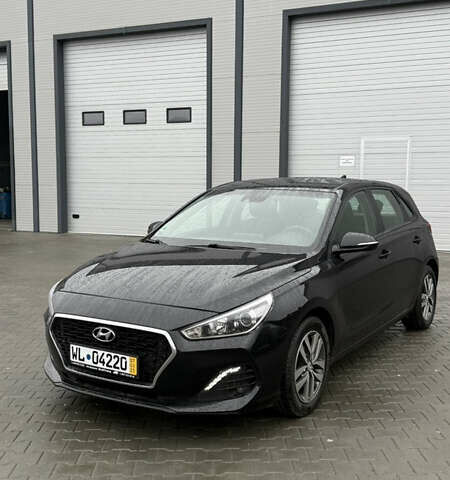 Черный Хендай i30, объемом двигателя 1.35 л и пробегом 177 тыс. км за 13300 $, фото 1 на Automoto.ua