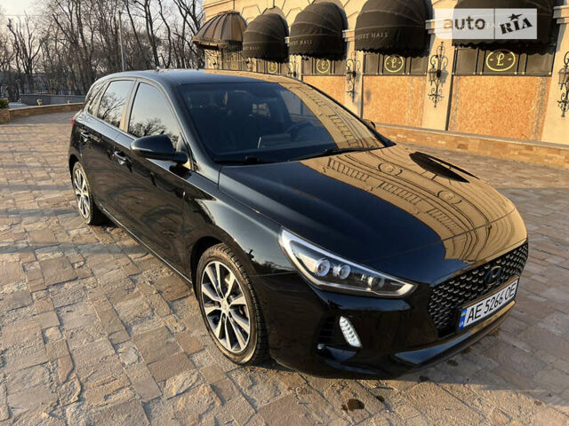 Черный Хендай i30, объемом двигателя 1.59 л и пробегом 83 тыс. км за 15999 $, фото 1 на Automoto.ua