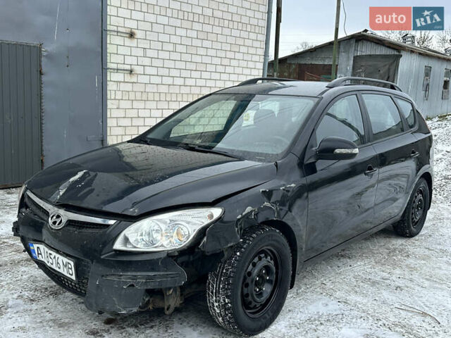 Чорний Хендай i30, об'ємом двигуна 1.58 л та пробігом 277 тис. км за 2500 $, фото 1 на Automoto.ua