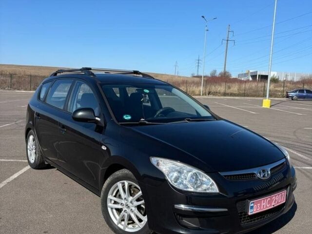 Чорний Хендай i30, об'ємом двигуна 1.6 л та пробігом 194 тис. км за 6100 $, фото 1 на Automoto.ua