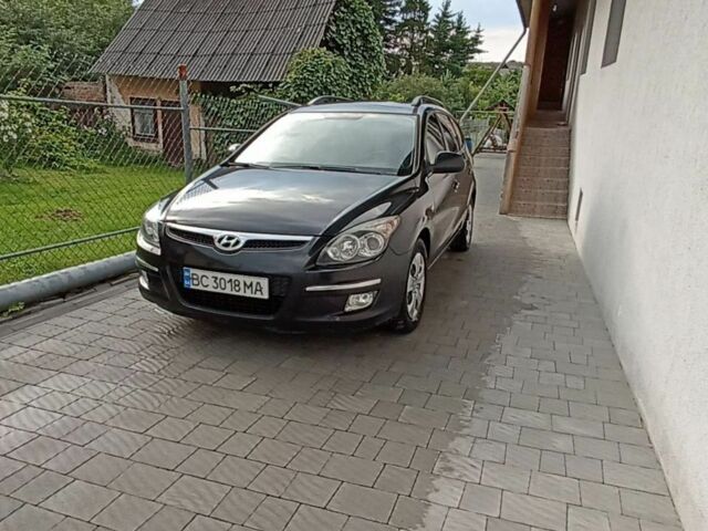 Чорний Хендай i30, об'ємом двигуна 1.4 л та пробігом 270 тис. км за 5800 $, фото 1 на Automoto.ua
