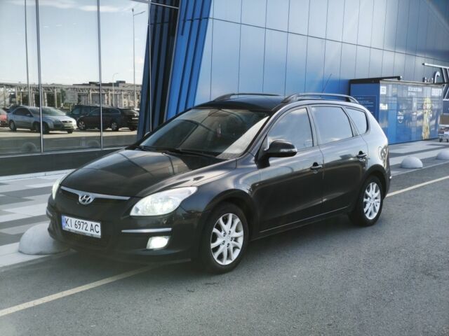 Черный Хендай i30, объемом двигателя 1.6 л и пробегом 298 тыс. км за 5517 $, фото 1 на Automoto.ua