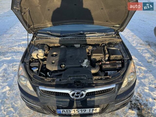 Черный Хендай i30, объемом двигателя 1.6 л и пробегом 217 тыс. км за 6900 $, фото 1 на Automoto.ua