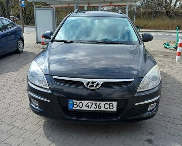 Черный Хендай i30, объемом двигателя 1.58 л и пробегом 140 тыс. км за 5500 $, фото 1 на Automoto.ua