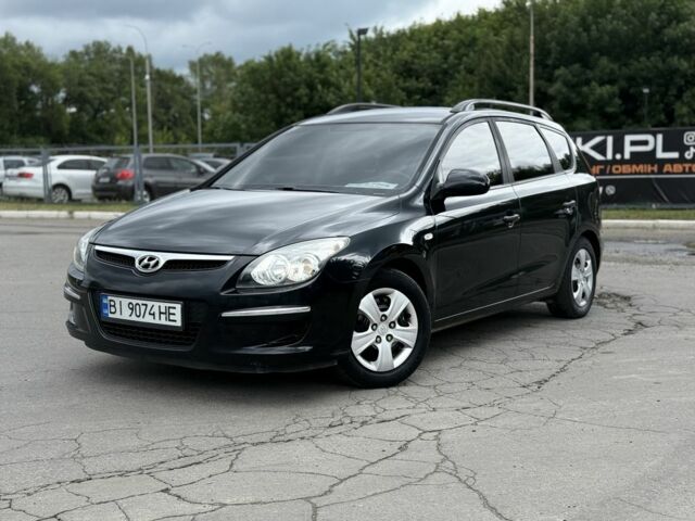Черный Хендай i30, объемом двигателя 1.4 л и пробегом 172 тыс. км за 5950 $, фото 1 на Automoto.ua