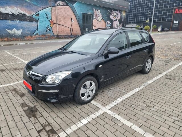 Чорний Хендай i30, об'ємом двигуна 0 л та пробігом 128 тис. км за 7700 $, фото 1 на Automoto.ua