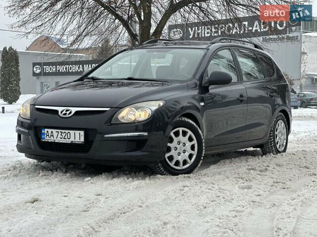 Чорний Хендай i30, об'ємом двигуна 1.4 л та пробігом 246 тис. км за 5000 $, фото 1 на Automoto.ua
