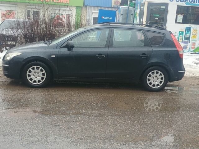 Черный Хендай i30, объемом двигателя 0 л и пробегом 245 тыс. км за 6000 $, фото 1 на Automoto.ua