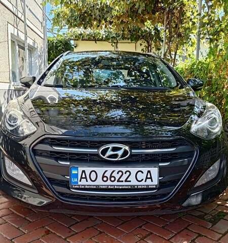 Черный Хендай i30, объемом двигателя 1.59 л и пробегом 200 тыс. км за 8999 $, фото 1 на Automoto.ua