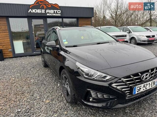 Черный Хендай i30, объемом двигателя 1.6 л и пробегом 199 тыс. км за 15899 $, фото 1 на Automoto.ua