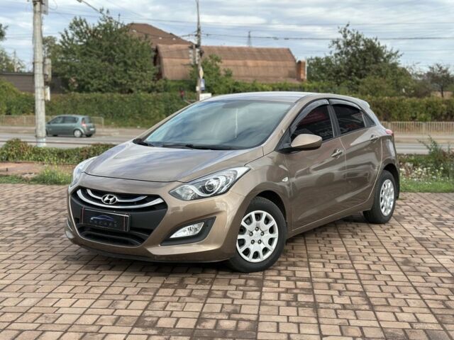 Коричневый Хендай i30, объемом двигателя 1.4 л и пробегом 169 тыс. км за 7800 $, фото 1 на Automoto.ua