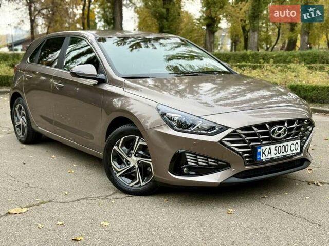 Коричневий Хендай i30, об'ємом двигуна 1.5 л та пробігом 43 тис. км за 16950 $, фото 1 на Automoto.ua