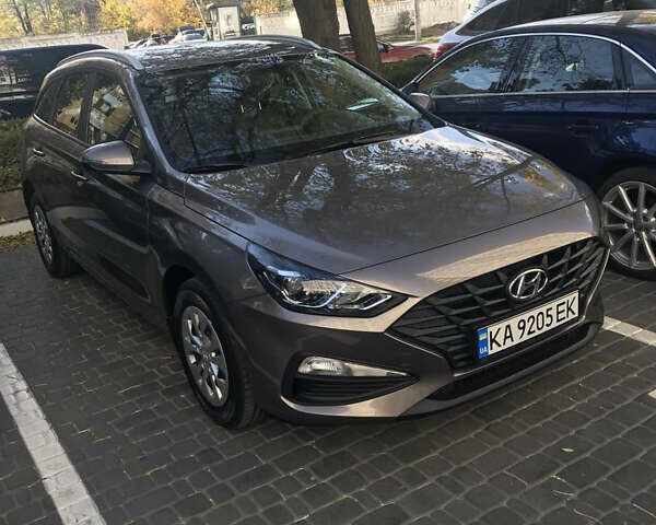Коричневый Хендай i30, объемом двигателя 1.5 л и пробегом 42 тыс. км за 17100 $, фото 1 на Automoto.ua