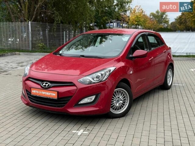 Червоний Хендай i30, об'ємом двигуна 1.4 л та пробігом 99 тис. км за 8000 $, фото 1 на Automoto.ua