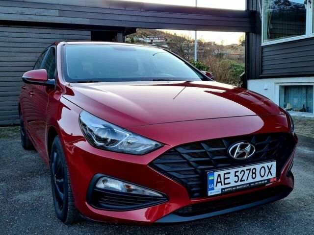 Червоний Хендай i30, об'ємом двигуна 1.5 л та пробігом 35 тис. км за 16800 $, фото 1 на Automoto.ua