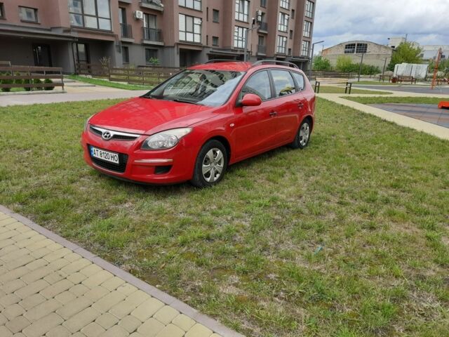Червоний Хендай i30, об'ємом двигуна 1.4 л та пробігом 254 тис. км за 4900 $, фото 1 на Automoto.ua