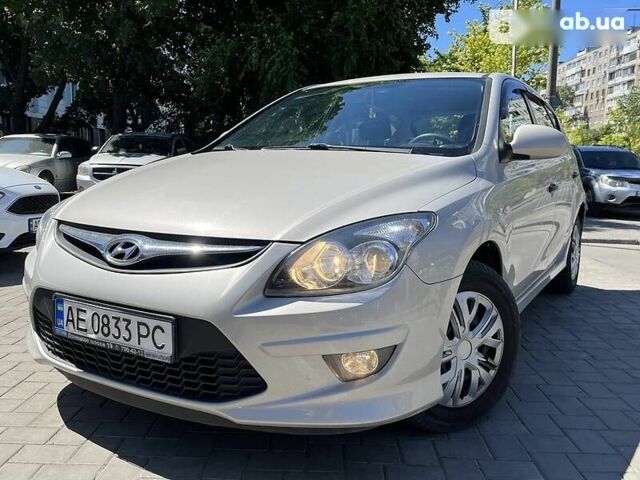 Хендай i30, об'ємом двигуна 1.6 л та пробігом 146 тис. км за 8600 $, фото 1 на Automoto.ua