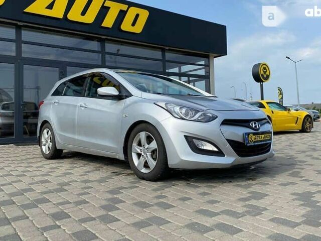 Хендай i30, объемом двигателя 1.6 л и пробегом 201 тыс. км за 8200 $, фото 1 на Automoto.ua