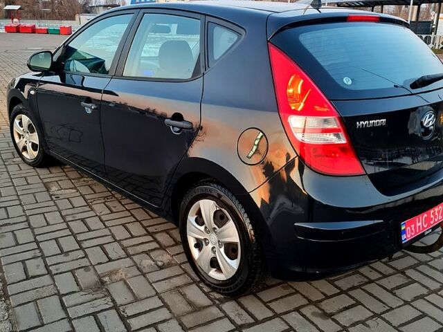 Хендай i30, объемом двигателя 14 л и пробегом 195 тыс. км за 6300 $, фото 1 на Automoto.ua