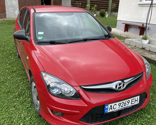 Хендай i30, об'ємом двигуна 1.4 л та пробігом 160 тис. км за 5500 $, фото 1 на Automoto.ua