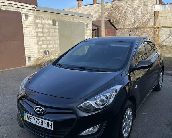 Хендай i30, объемом двигателя 1.4 л и пробегом 130 тыс. км за 7700 $, фото 1 на Automoto.ua