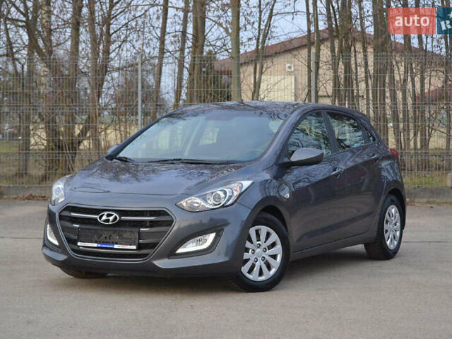 Хендай i30, об'ємом двигуна 1.6 л та пробігом 180 тис. км за 10000 $, фото 1 на Automoto.ua
