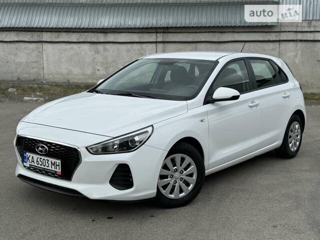 Хендай i30, объемом двигателя 1.59 л и пробегом 97 тыс. км за 13900 $, фото 1 на Automoto.ua