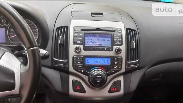 Хендай i30, объемом двигателя 1.58 л и пробегом 280 тыс. км за 6000 $, фото 1 на Automoto.ua