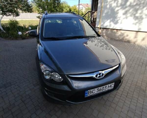 Хендай i30, об'ємом двигуна 1.6 л та пробігом 246 тис. км за 7200 $, фото 1 на Automoto.ua