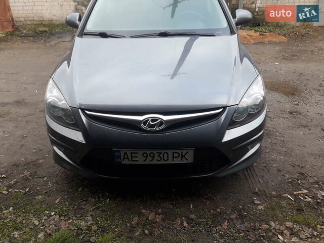 Хендай i30, объемом двигателя 1.58 л и пробегом 220 тыс. км за 6900 $, фото 1 на Automoto.ua