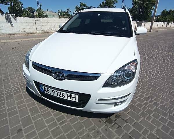 Хендай i30, объемом двигателя 1.58 л и пробегом 292 тыс. км за 7500 $, фото 1 на Automoto.ua