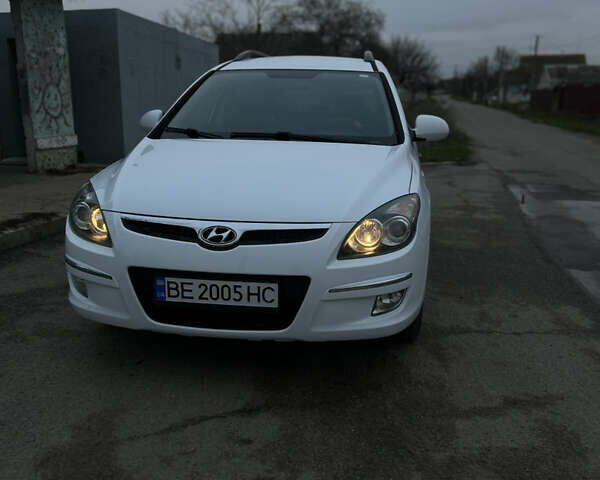 Хендай i30, об'ємом двигуна 1.6 л та пробігом 300 тис. км за 6000 $, фото 1 на Automoto.ua