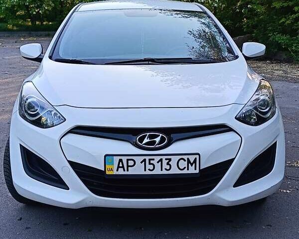 Хендай i30, об'ємом двигуна 1.4 л та пробігом 128 тис. км за 9500 $, фото 1 на Automoto.ua