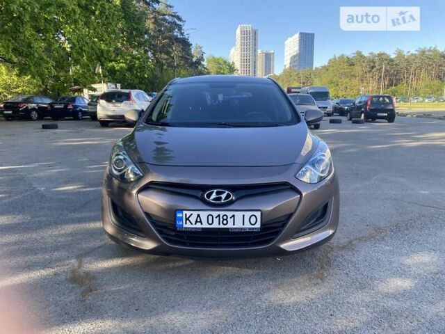 Хендай i30, объемом двигателя 1.4 л и пробегом 137 тыс. км за 10500 $, фото 1 на Automoto.ua