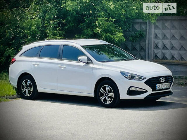 Хендай i30, об'ємом двигуна 1.5 л та пробігом 67 тис. км за 17100 $, фото 1 на Automoto.ua