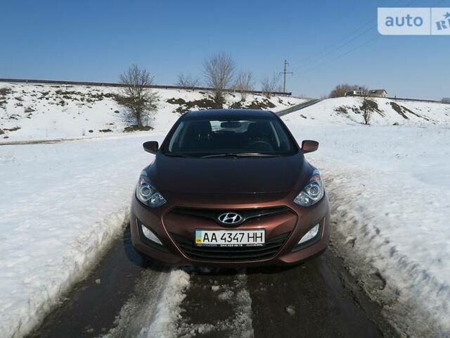 Хендай i30, об'ємом двигуна 1.6 л та пробігом 116 тис. км за 12000 $, фото 1 на Automoto.ua