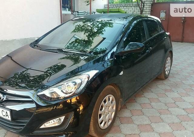 Хендай i30, об'ємом двигуна 1.4 л та пробігом 30 тис. км за 11900 $, фото 1 на Automoto.ua