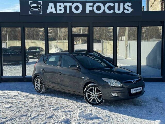 Серый Хендай i30, объемом двигателя 1.6 л и пробегом 184 тыс. км за 6290 $, фото 1 на Automoto.ua